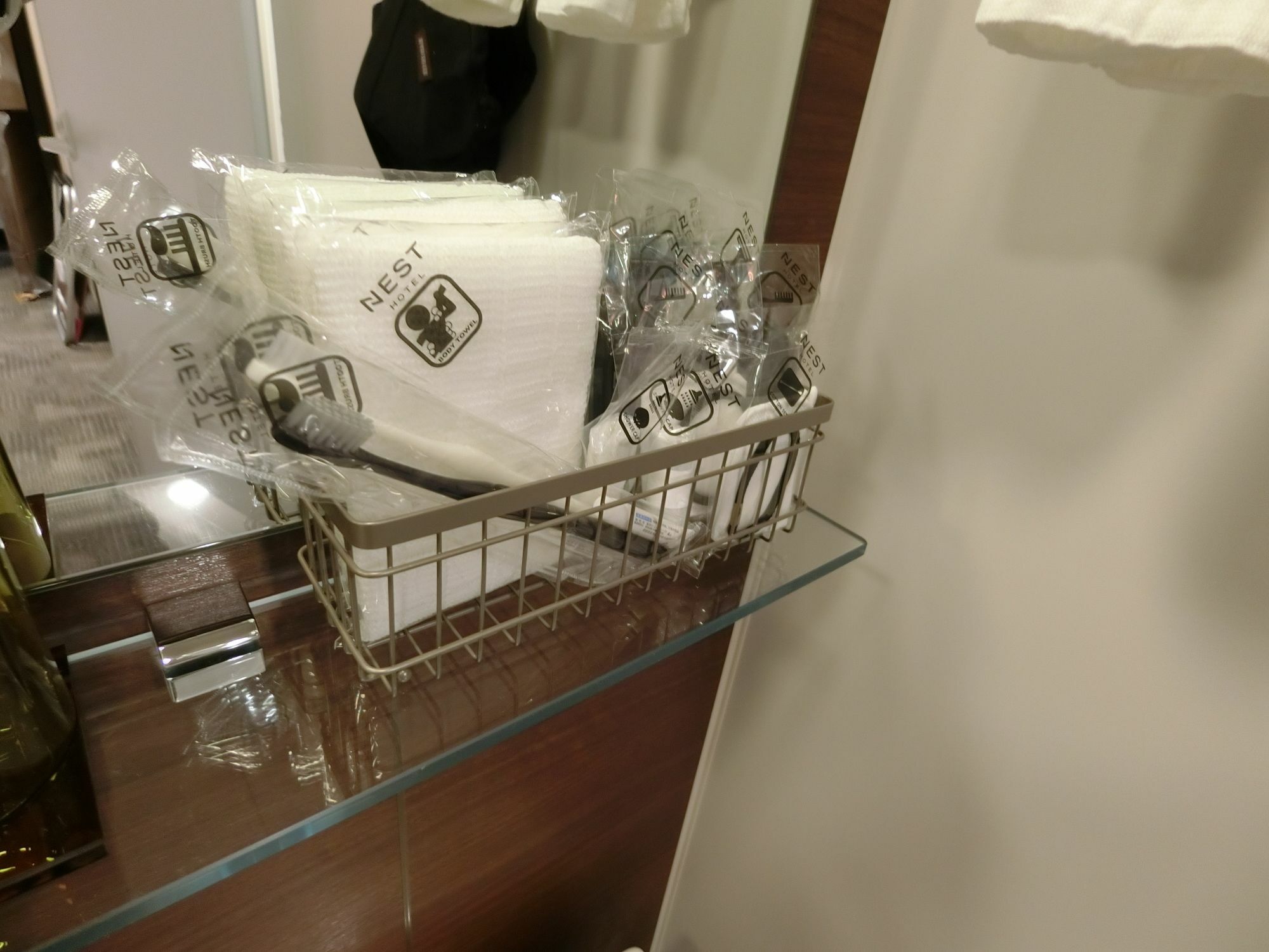 Nest Hotel Tokyo Hanzomon Экстерьер фото
