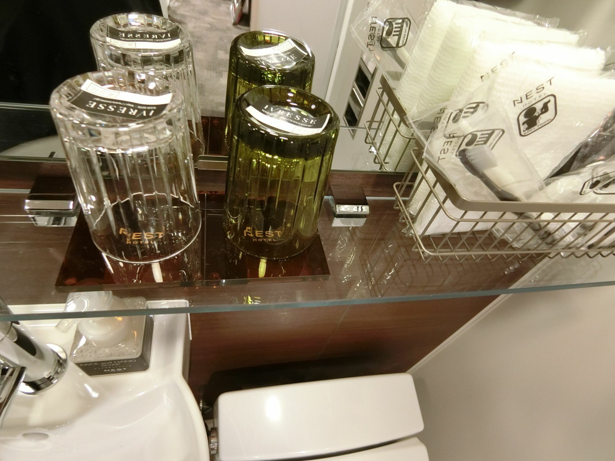 Nest Hotel Tokyo Hanzomon Экстерьер фото